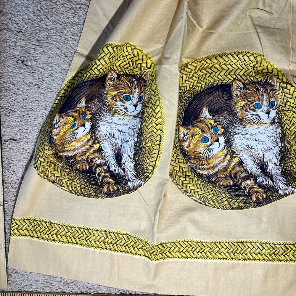 Charming Cat Print vintage apron - Picture 2 of 4